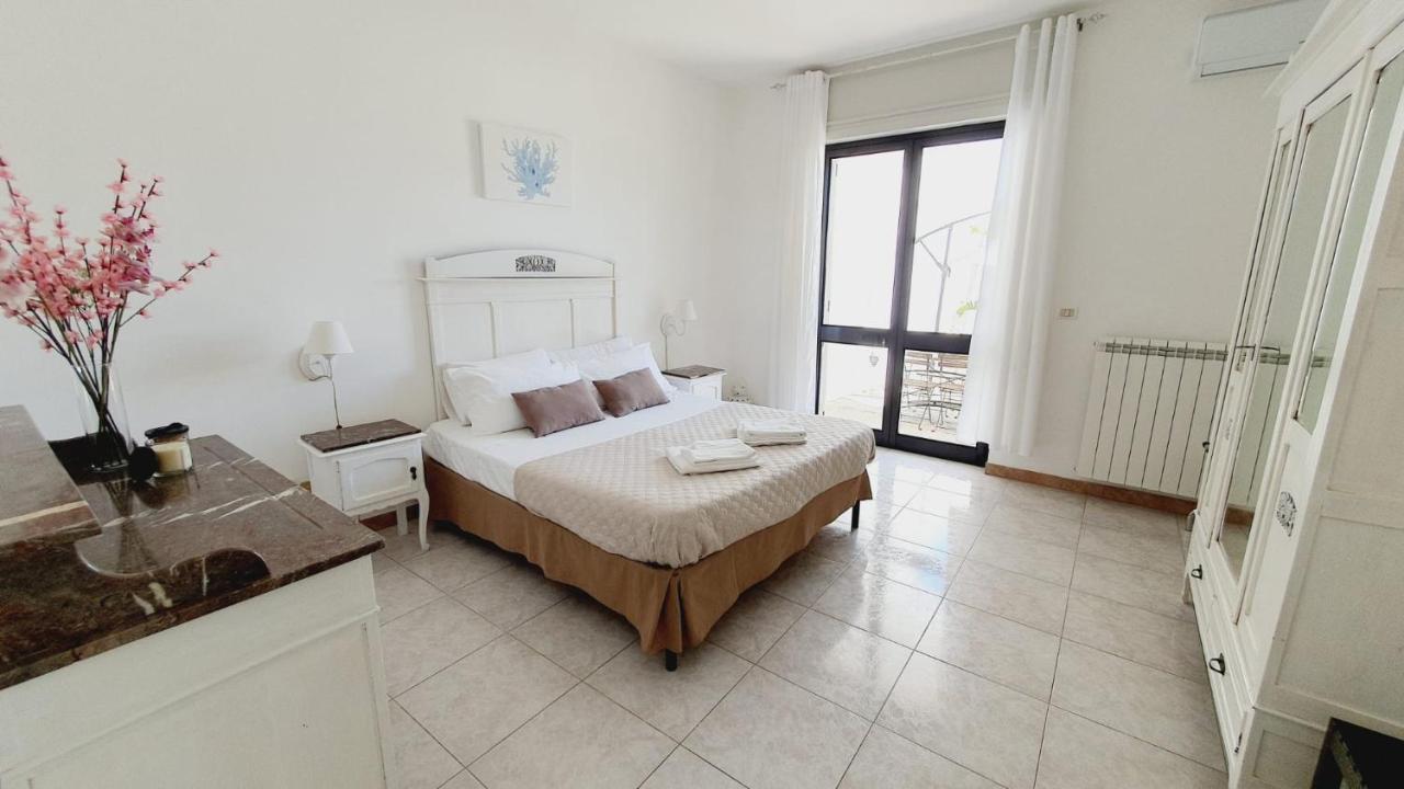 Biancaleuca Rooms & Suite Santa Maria di Leuca Exterior photo